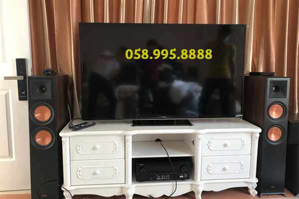 chan-kinh-cuong-luc-1 Chân đế tivi đa năng samsung